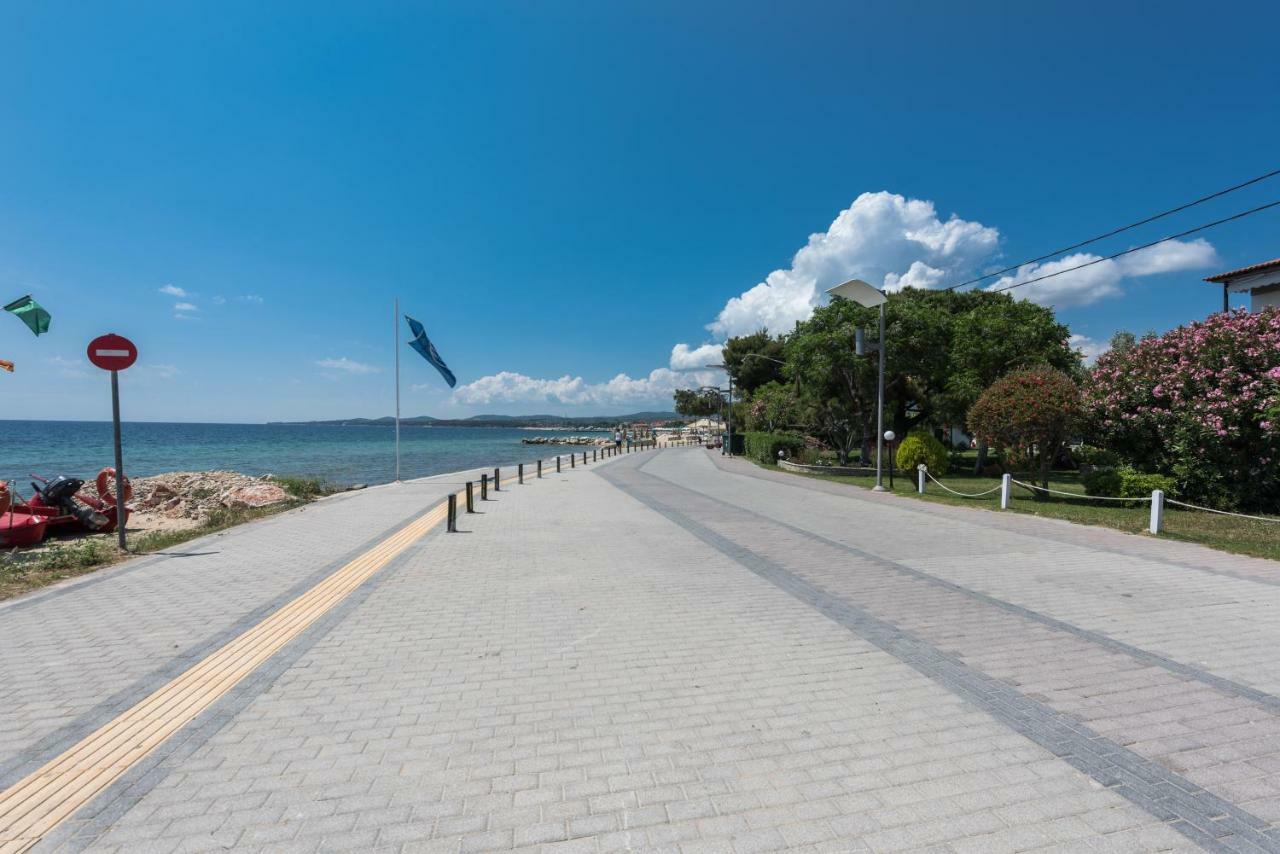 Nikiti Maisonette On The Beach By Luxlikehome Nikiti (Sithonia) Exterior photo